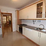 Moura - Clever Details