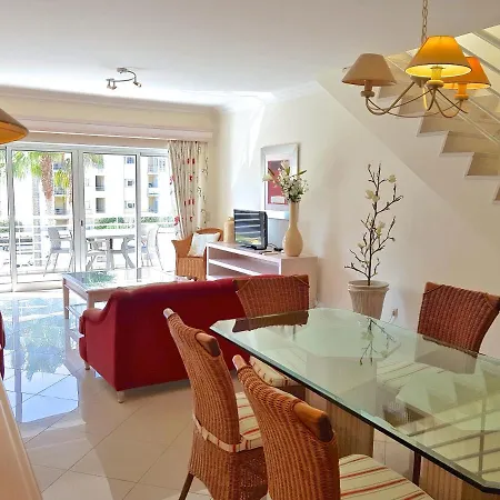 Moura - Clever Details Apartamento *