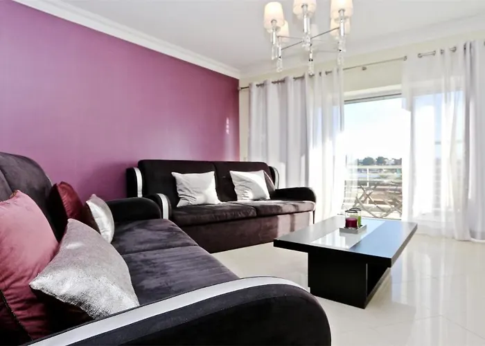 Moura - Clever Details Apartman