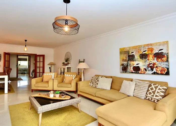 Daire Moura - Clever Details *