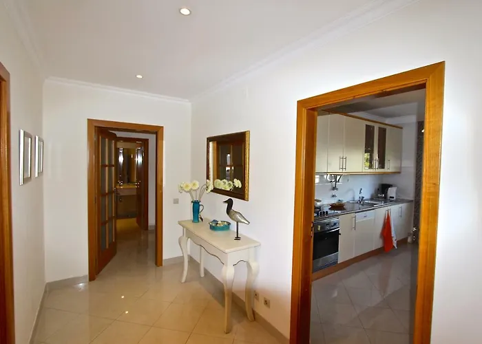 Moura - Clever Details * Vilamoura