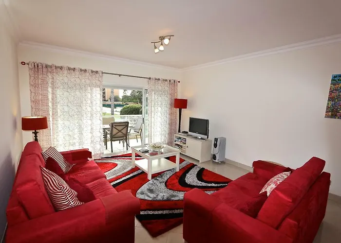 Moura - Clever Details Vilamoura