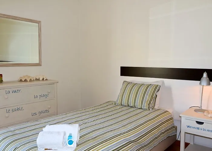 Moura - Clever Details * Vilamoura