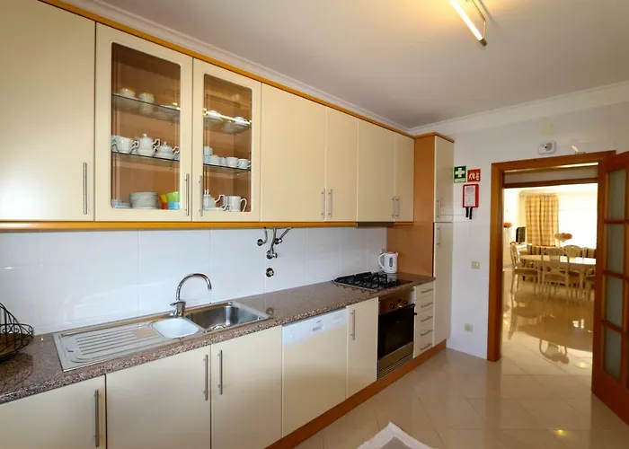 Moura - Clever Details