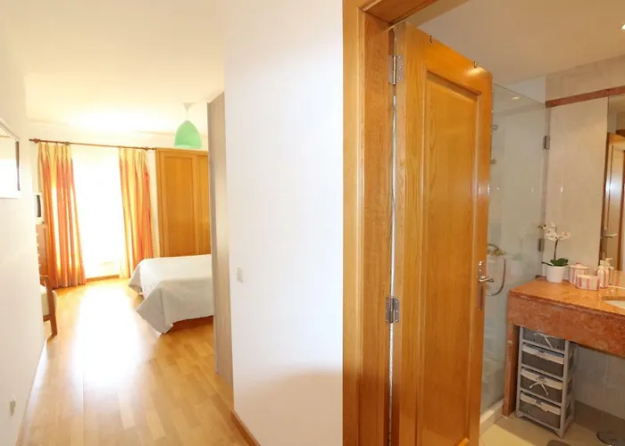 Moura - Clever Details * Vilamoura