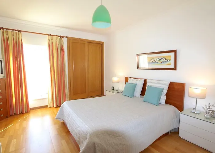 Moura - Clever Details Vilamoura